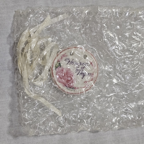 Longaberger Horizon of Hope Basket Tie-On #33677 - Picture 4 of 9